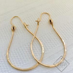 Classic Hoop Earrings In 14K Yellow Gold Filled